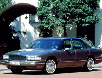 Buick Park Avenue [EU-spec] '1990–96
