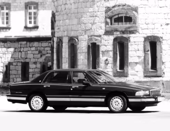 Buick Park Avenue [EU-spec] '1990–96