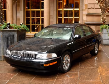 2003–05 Buick Park Avenue Ultra [North America] '2002–05