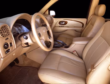 Interior 2004–07 Buick Rainier CXL '07.2003–06.2007