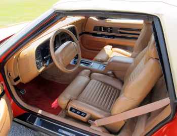 Interior 1990–91 Buick Reatta Convertible (4EC67) '1990–05.1991