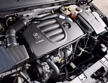 Bajo el capó 2011–13 Buick Regal [North America] '2010–13