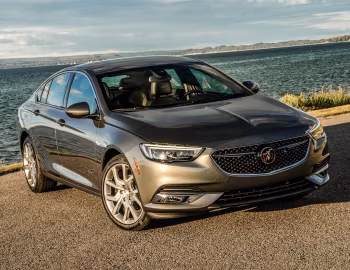 2019–20 Buick Regal Avenir [North America] '2018–20