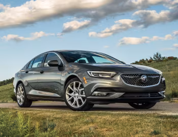 2019–20 Buick Regal Avenir [North America] '2018–20