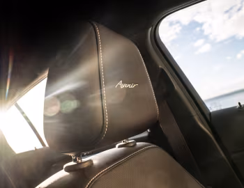Interior 2019–20 Buick Regal Avenir [North America] '2018–20