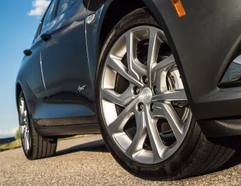 2019–20 Buick Regal Avenir [North America] '2018–20