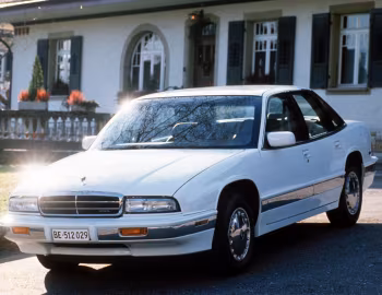 Buick Regal Sedan [EU-spec] '1993–95