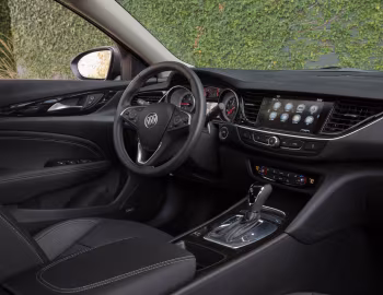 Interior 2018–20 Buick Regal Sportback [North America] '2017–20