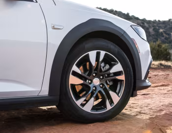 2018–20 Buick Regal TourX [North America] '2017–20