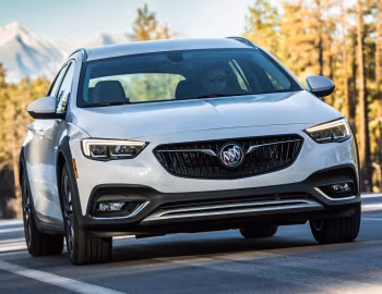 2018–20 Buick Regal TourX [North America] '2017–20