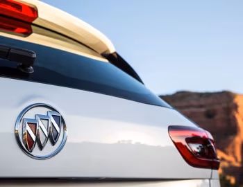 2018–20 Buick Regal TourX [North America] '2017–20