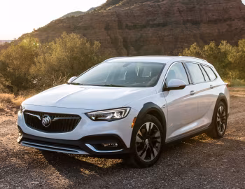 2018–20 Buick Regal TourX [North America] '2017–20