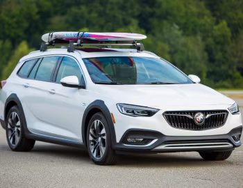 2018–20 Buick Regal TourX [North America] '2017–20