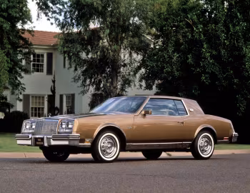 1982 Buick Riviera (4E Z57)