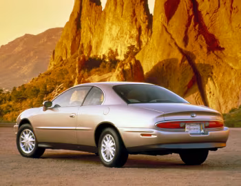1995 Buick Riviera (D07 GD2)