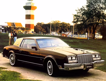1982 Buick Riviera (4E Z57)