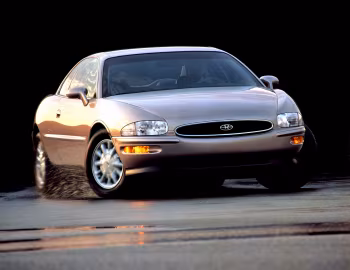 1995 Buick Riviera (D07 GD2)