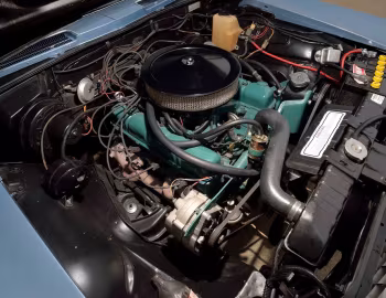 Bajo el capó 1965 Buick Riviera (49447)