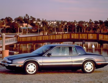 1989–90 Buick Riviera