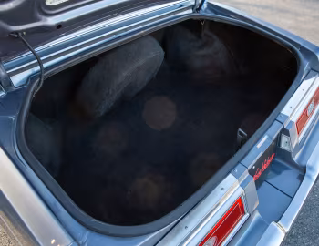 Ambos 1982 Buick Riviera (4E Z57)