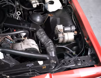 Bajo el capó 1985 Buick Riviera (4E Z57)
