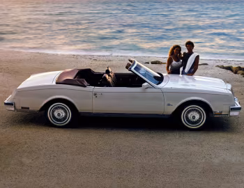 1982–83 Buick Riviera Convertible (4E Z67)