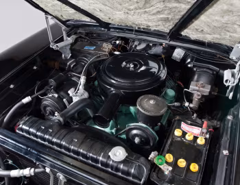 Bajo el capó 1957 Buick Roadmaster Convertible (76C-4767X)