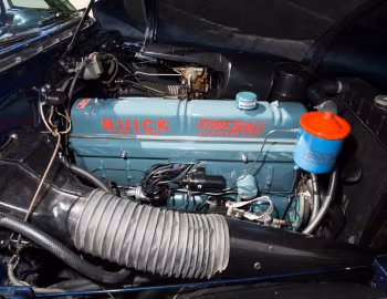 Bajo el capó 1951 Buick Roadmaster Convertible (76C-4767X)