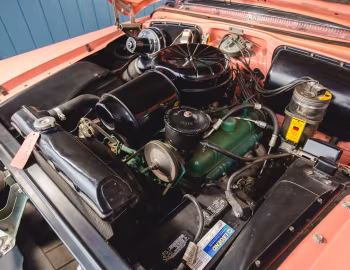Bajo el capó 1956 Buick Roadmaster Convertible (76C-4767X)