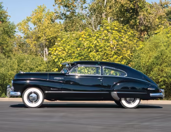 1946 Buick Roadmaster Sedanet (76S-4707)