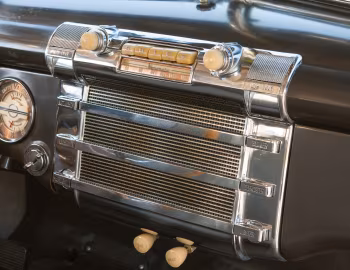Interior 1946 Buick Roadmaster Sedanet (76S-4707)