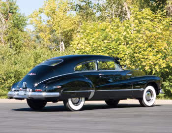 1946 Buick Roadmaster Sedanet (76S-4707)