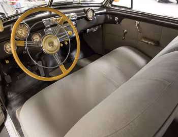 Interior 1946 Buick Roadmaster Sedanet (76S-4707)