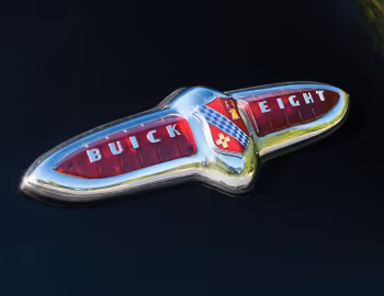 1946 Buick Roadmaster Sedanet (76S-4707)