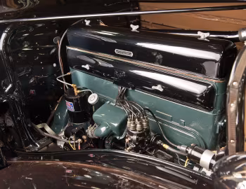 Bajo el capó 1934 Buick Series 90 Club Sedan (34-91)