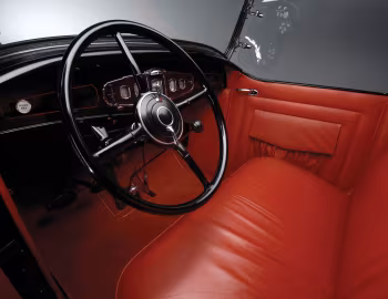 Interior 1931 Buick Series 90 Sport Roadster (8-94)