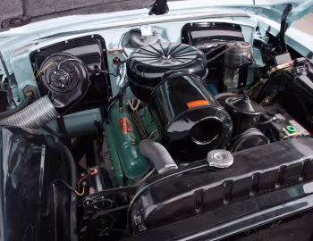 Bajo el capó 1954 Buick Skylark (100-4767X)