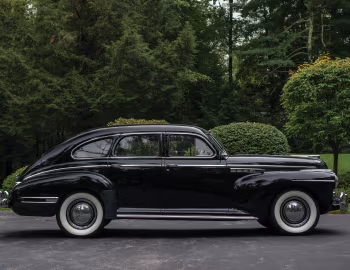 1941 Buick Special Touring Sedan (41)