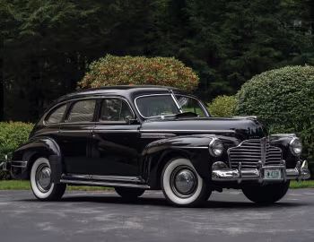 1941 Buick Special Touring Sedan (41)