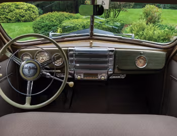 Panel frontal 1941 Buick Special Touring Sedan (41)
