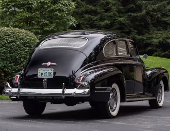 1941 Buick Special Touring Sedan (41)