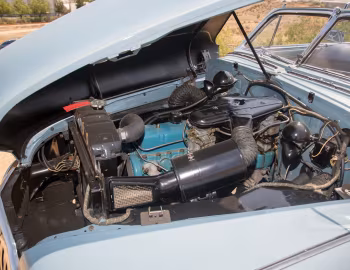 Bajo el capó 1942 Buick Super Convertible (56C)