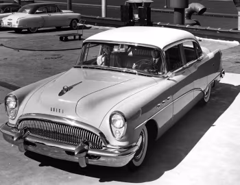 1954 Buick Super Riviera Sedan (52-4519)