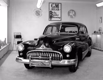 1947 Buick Super Sedan (51-4569)