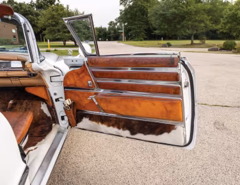 Interior 1958 Buick Limited "Wells Fargo" Convertible (756-4867X)
