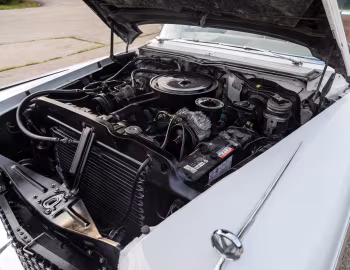 Bajo el capó 1958 Buick Limited "Wells Fargo" Convertible (756-4867X)