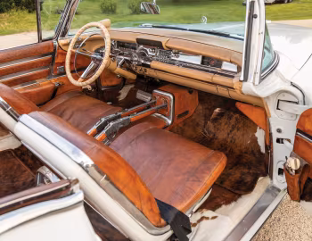 Interior 1958 Buick Limited "Wells Fargo" Convertible (756-4867X)