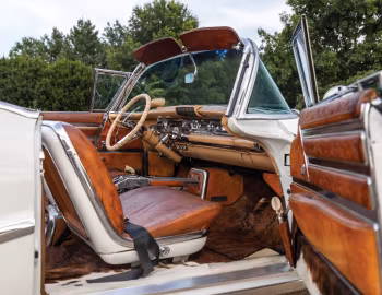 Interior 1958 Buick Limited "Wells Fargo" Convertible (756-4867X)