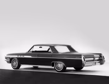 1963 Buick Wildcat 4-door Hardtop (4639)