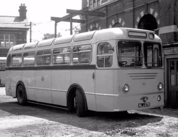 Leyland Royal Tiger PSU1/13 Burlingham [UK-spec] (B41D) '1954